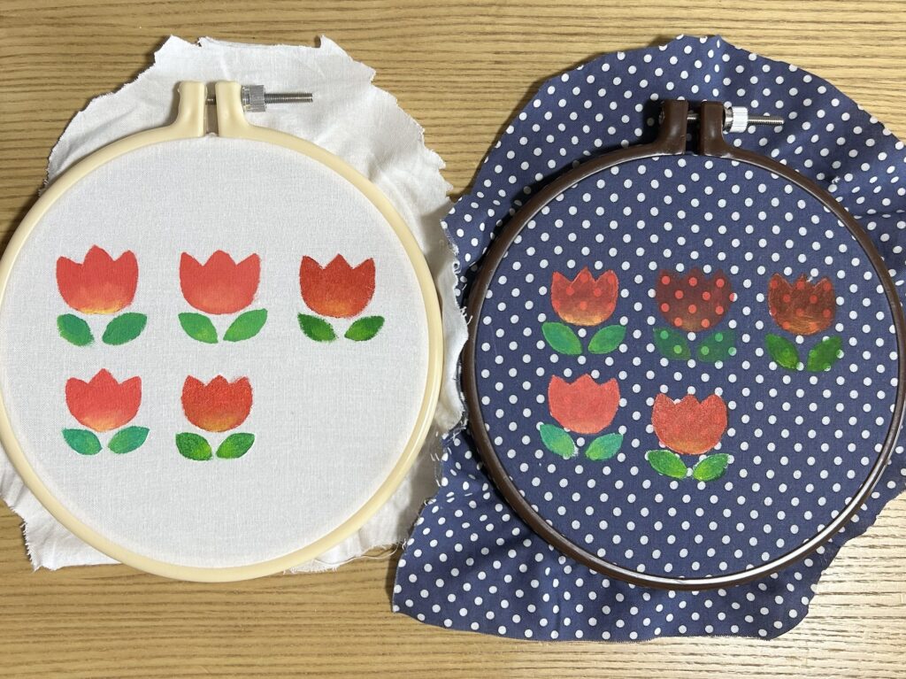 刺繍枠に張ってあるところ